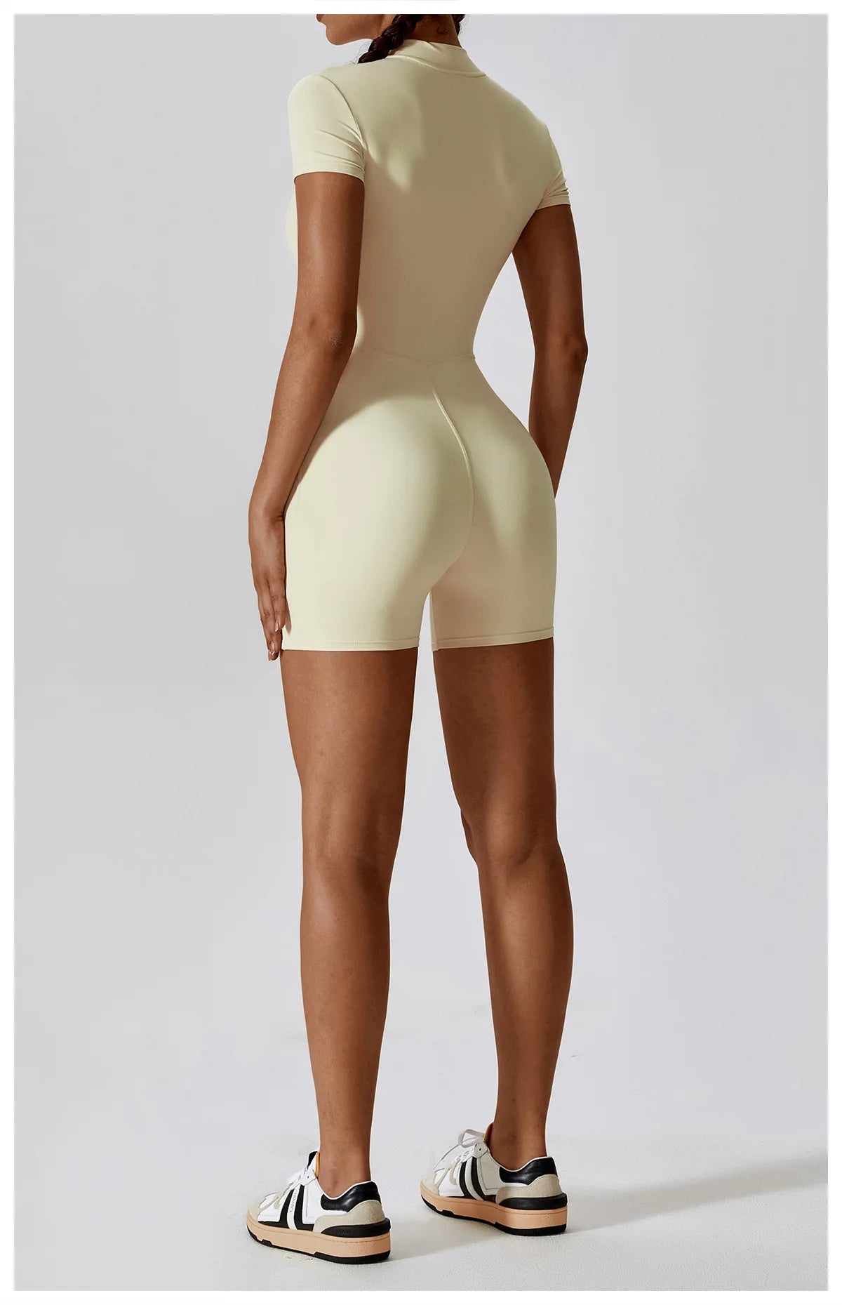 Combishort Sport Femme Zippé Gainant Coupe Cintrée Silhouette Sculptée - Belle Aura