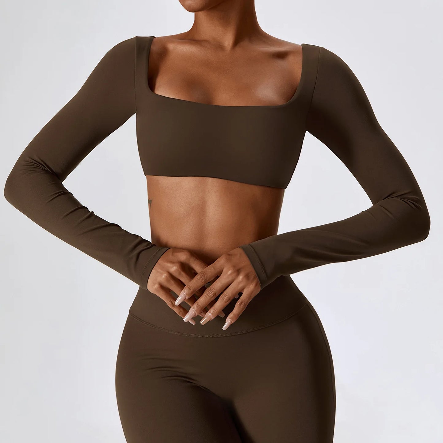 Crop Top Sport Femme Encolure Carrée Sculptant Style Minimaliste Premium - Belle Aura